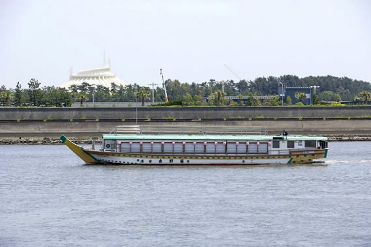 ディズニー沖01